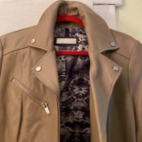 Wilson’s 💯Genuine Taupe Leather Moto Gorgeous Lining Logo Jacket New With Tags